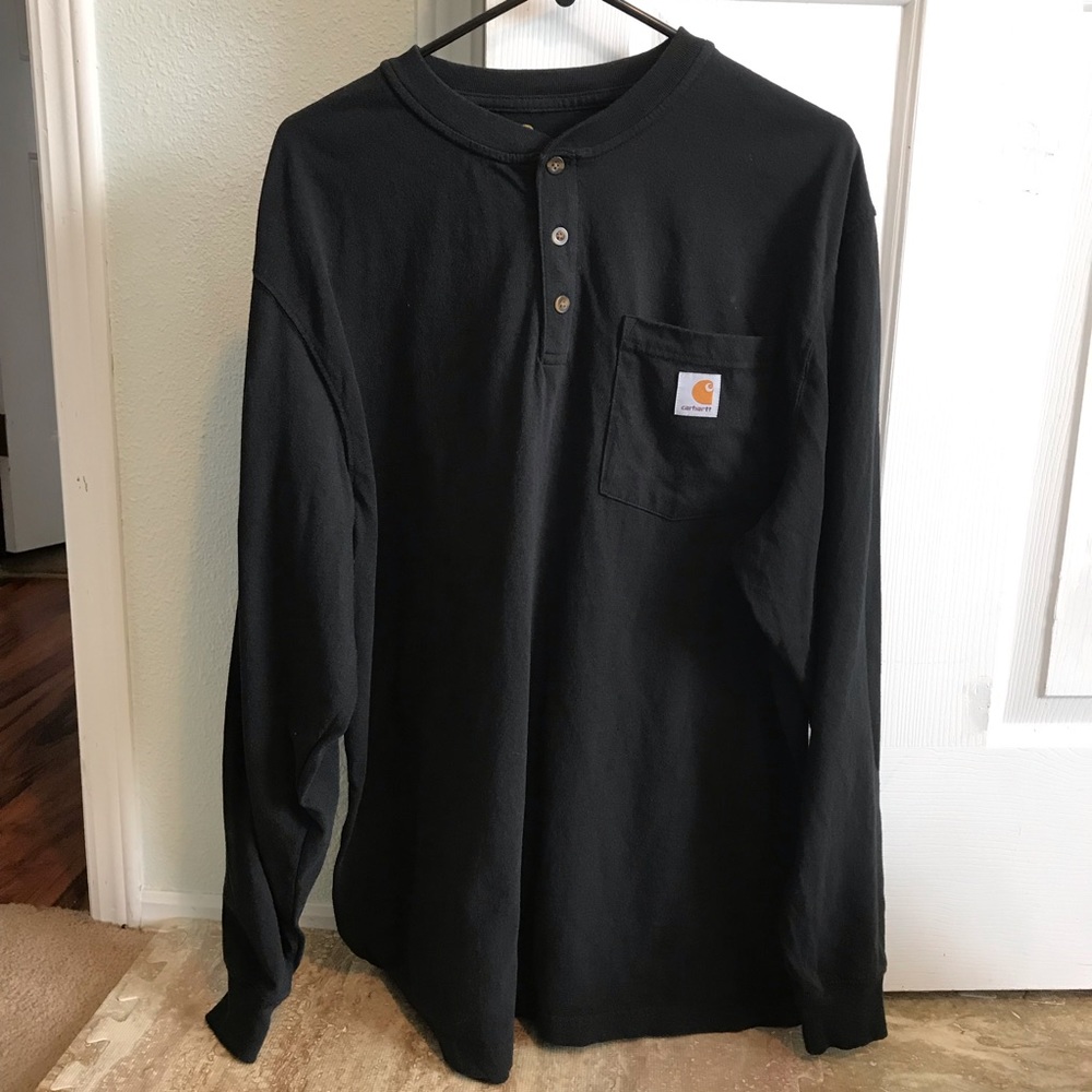 Men’s Large black carhartt long sleeved Henley